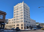 PXL_20250210_191743885
